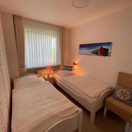 Haus-Seeschwalbe-Wohnung-3 นีบลูม ภายนอก รูปภาพ